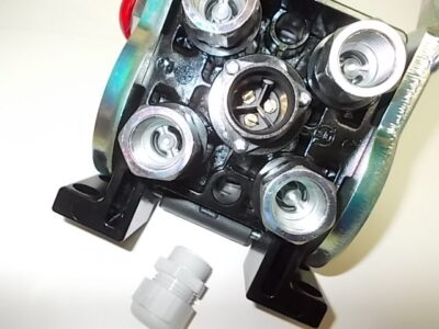 Multifaster 4-voudig Female Machinedeel + Elektro doorvoer - Afbeelding 3