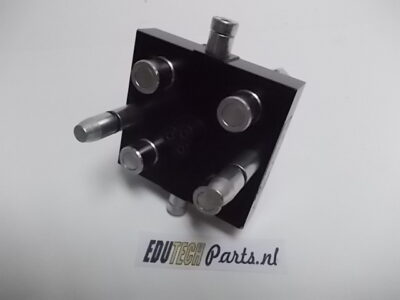 Multifaster 4-voudig uitrustingdeel met elektrodoorvoer.
